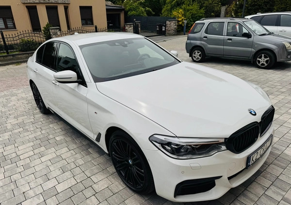 BMW Seria 5 cena 144900 przebieg: 102000, rok produkcji 2018 z Zabrze małe 277